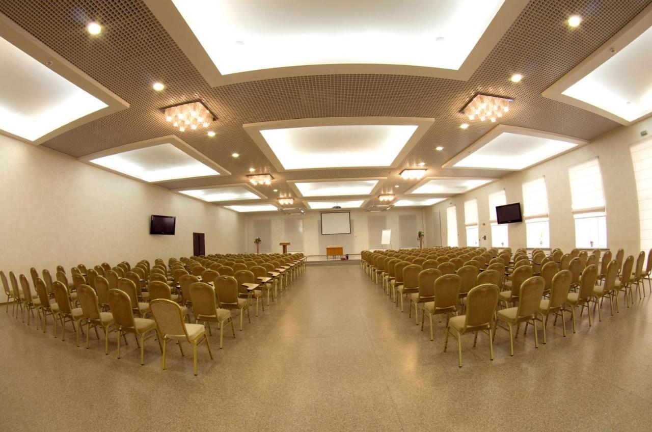 Conference Hall Irpin' Hotel ภายนอก รูปภาพ