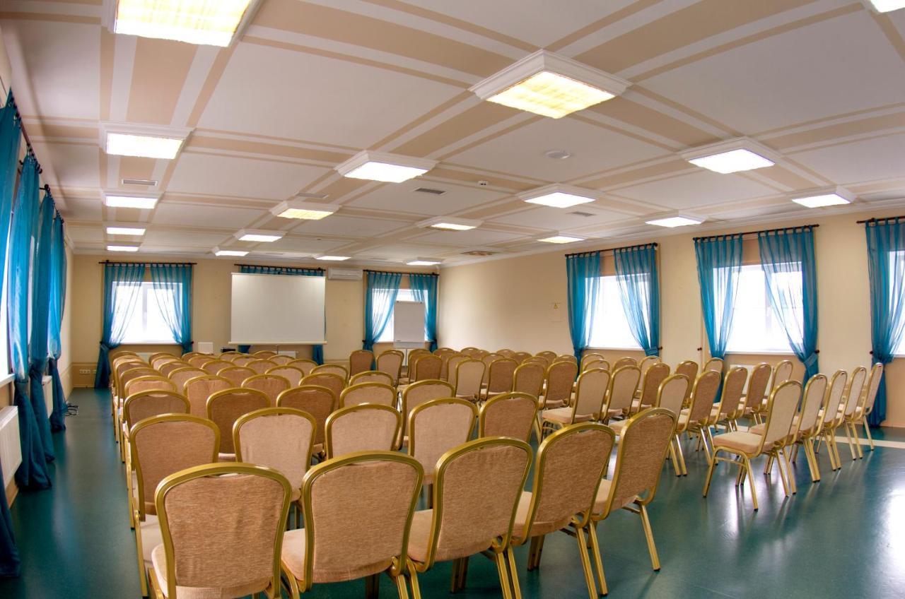 Conference Hall Irpin' Hotel ภายนอก รูปภาพ